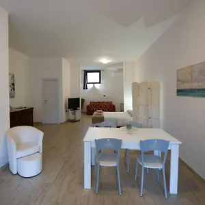  Appartamento Intero Alloggio, Binario 18